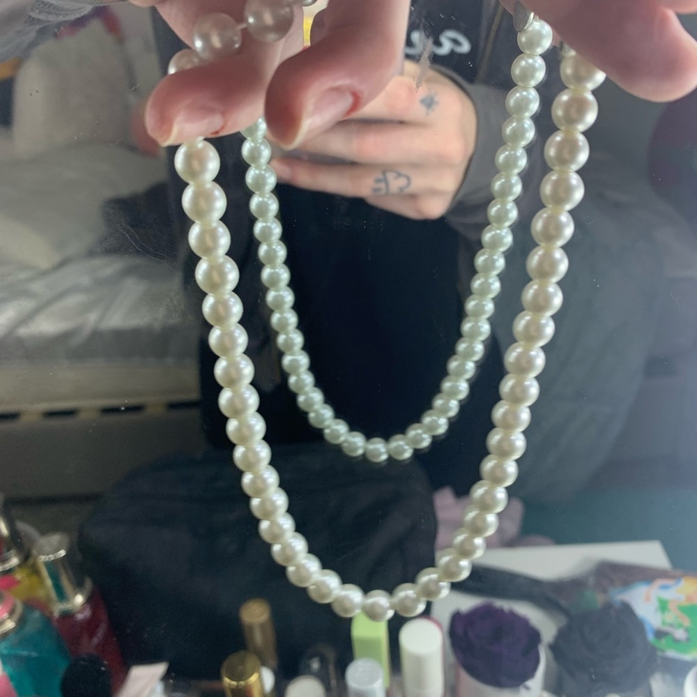 Pearl necklace